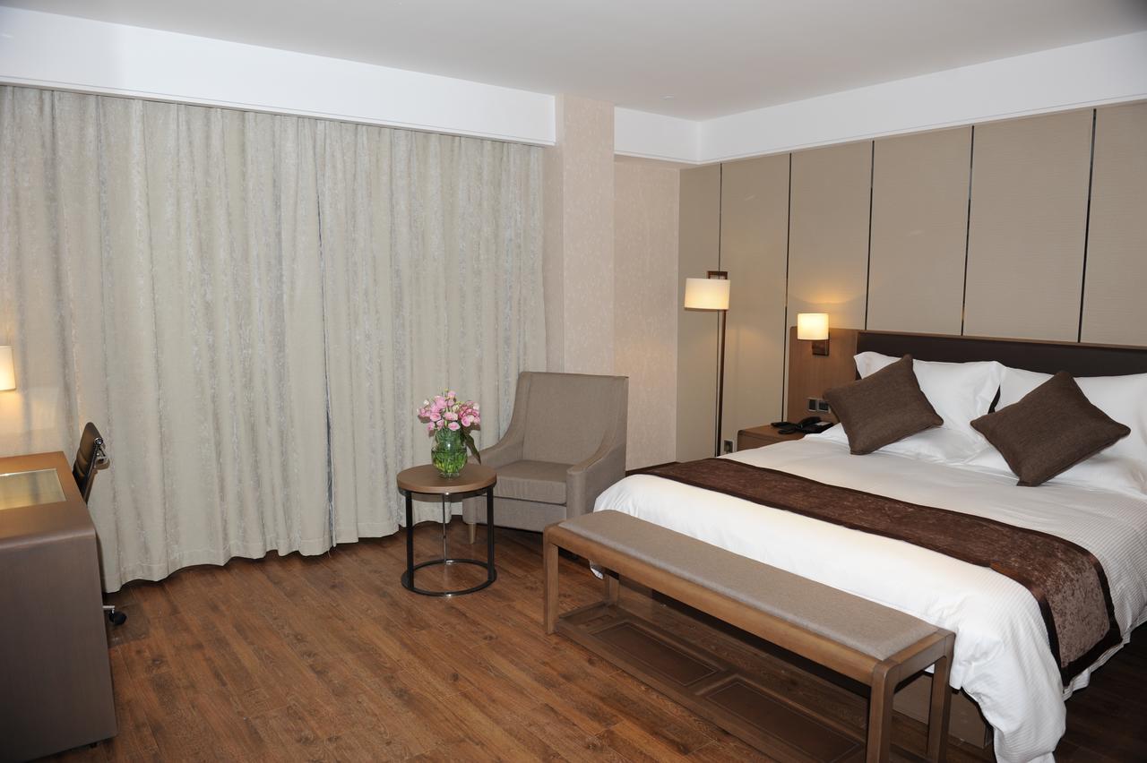 Atour X Hotel Shanghai Hongqiao Airport Konggang Road Exterior foto